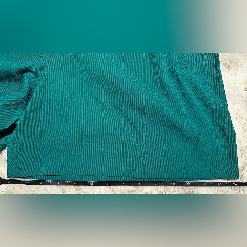 Athleta Teal Women's Athletic Echo Shorts Size 14 - Picture 5 of 9
